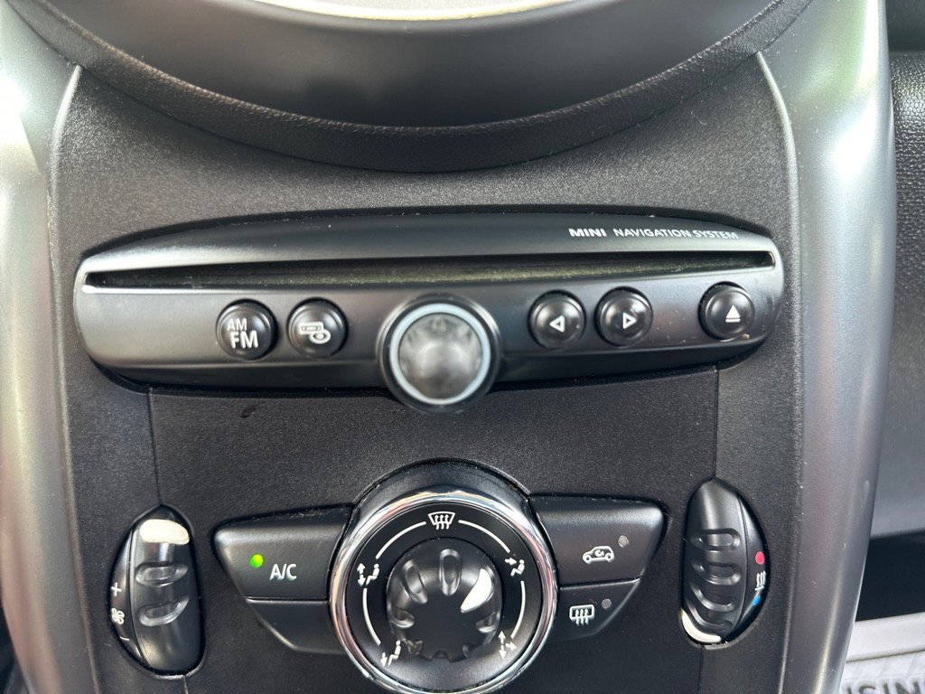 Used 2014 MINI Cooper Paceman S image 28