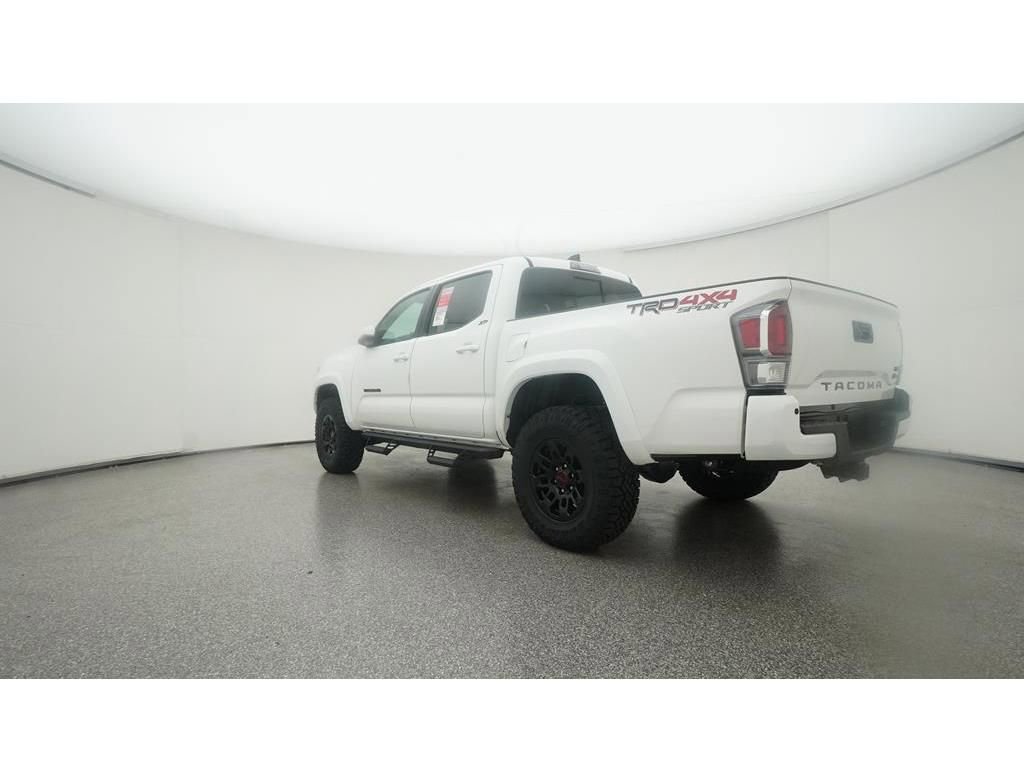 Used 2022 Toyota Tacoma TRD Sport w/ Technology Package AWD/4WD image 22