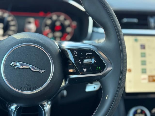 New 2026 Jaguar F-PACE SVR image 23