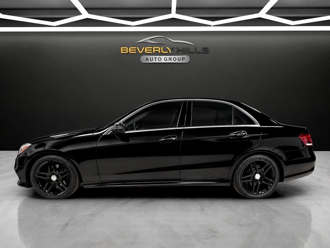 Used 2016 Mercedes-Benz E 350 4MATIC Sedan w/ Premium Package image 2
