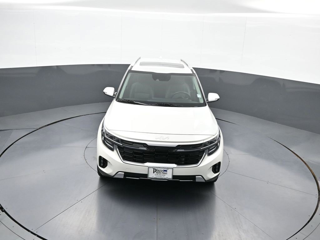 Certified 2025 Kia Seltos SX w/ SX Sunroof Package image 36
