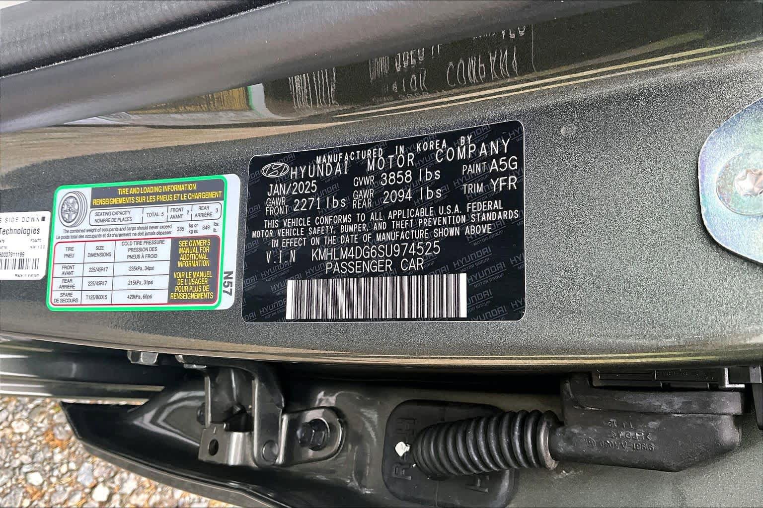 Used 2025 Hyundai Elantra Sport FWD image 33