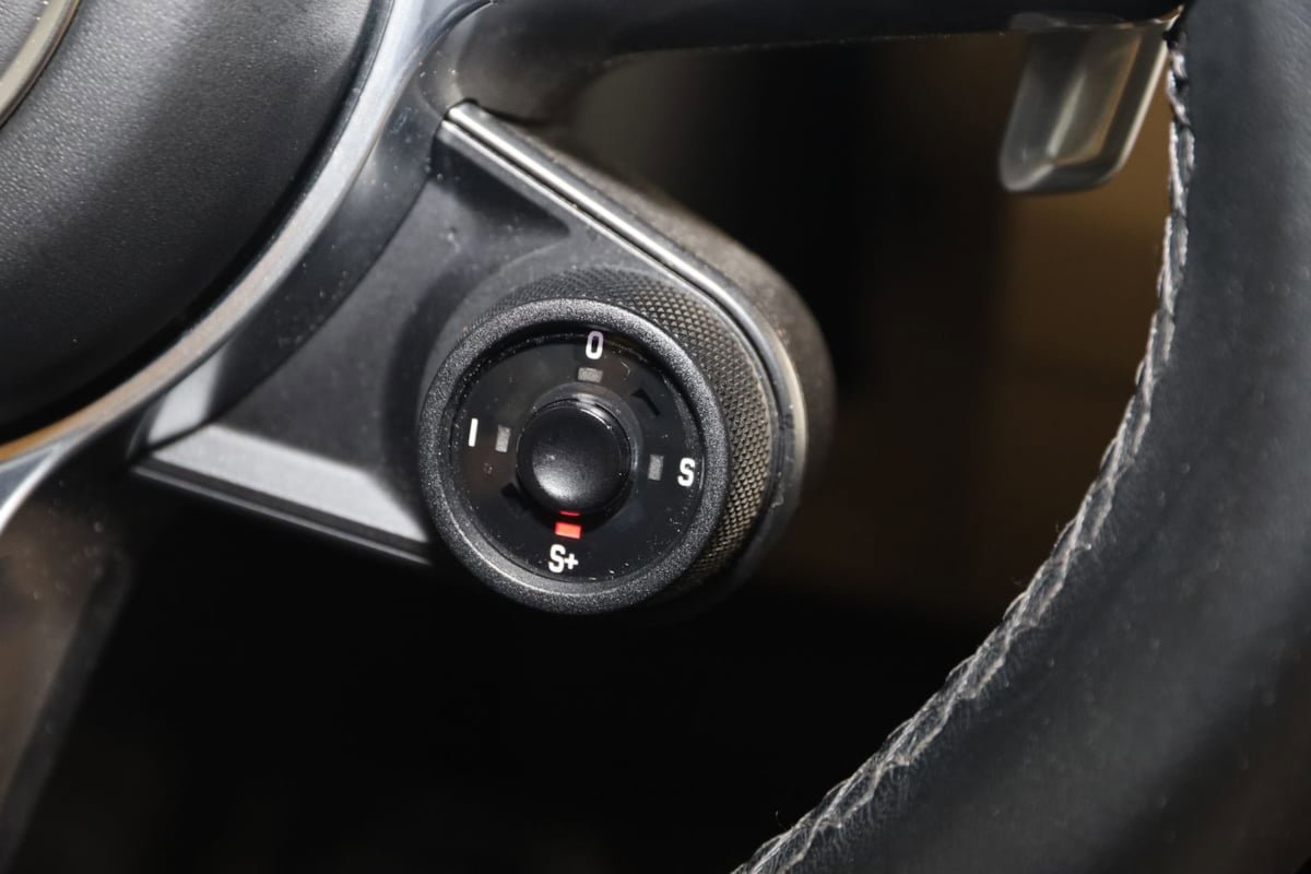 Used 2020 Porsche Cayenne AWD/4WD image 46