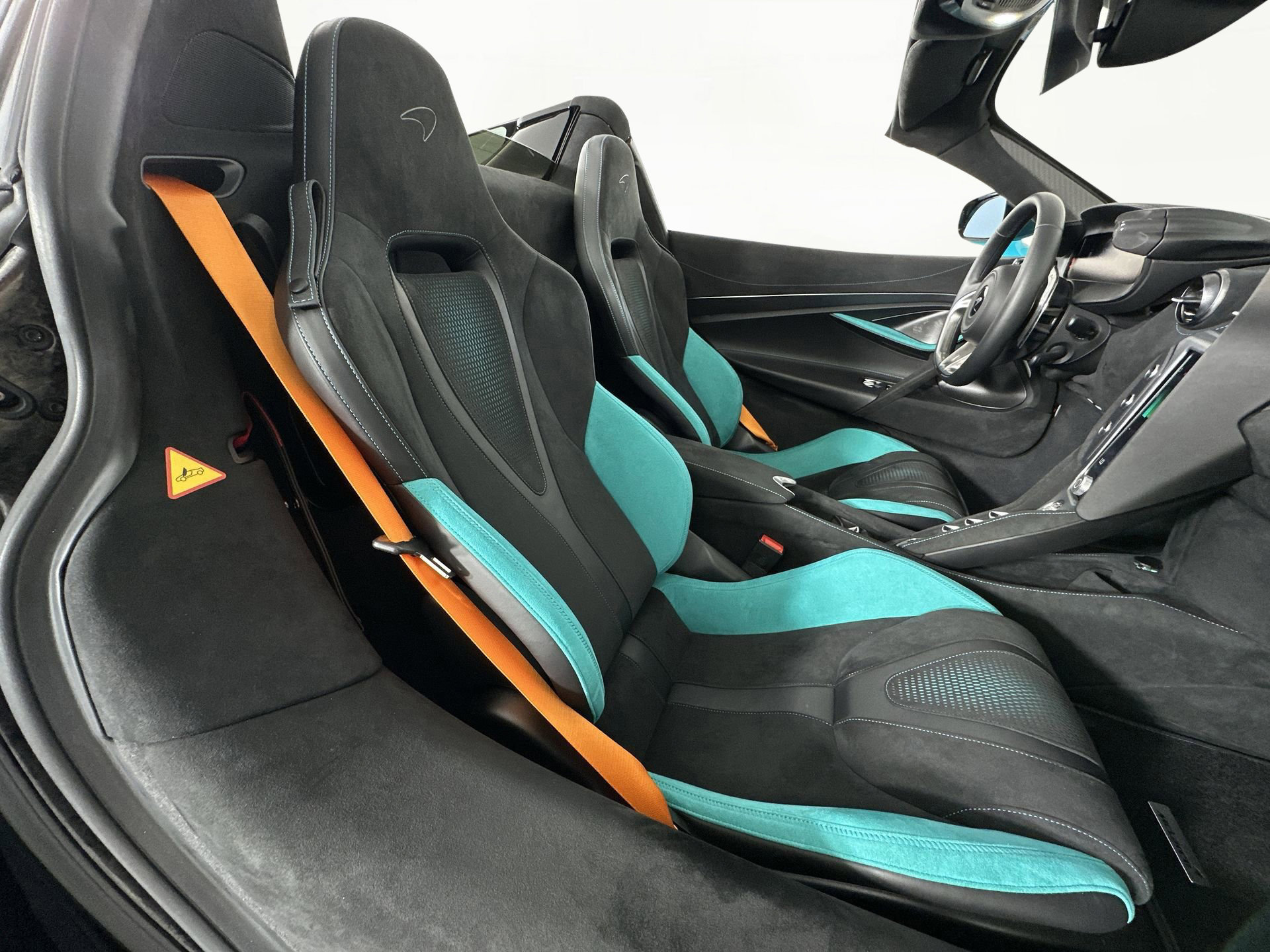 Used 2024 McLaren 750S Spider image 27