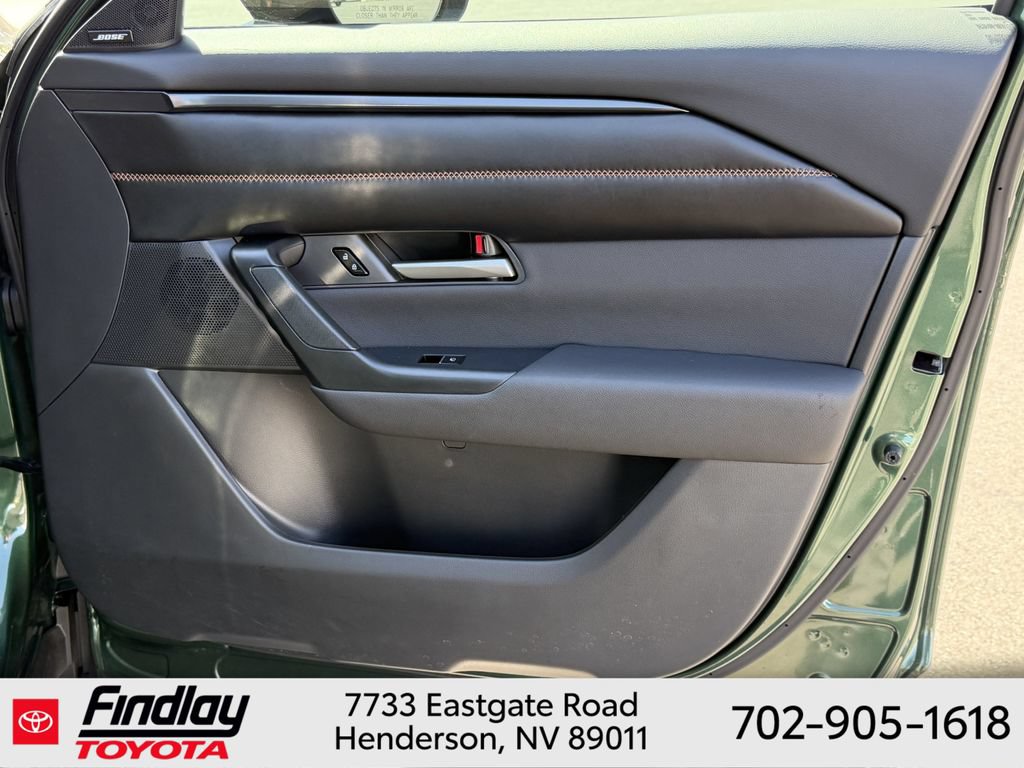 Used 2025 MAZDA CX-50 AWD 2.5 Turbo w/ Cargo Package image 16