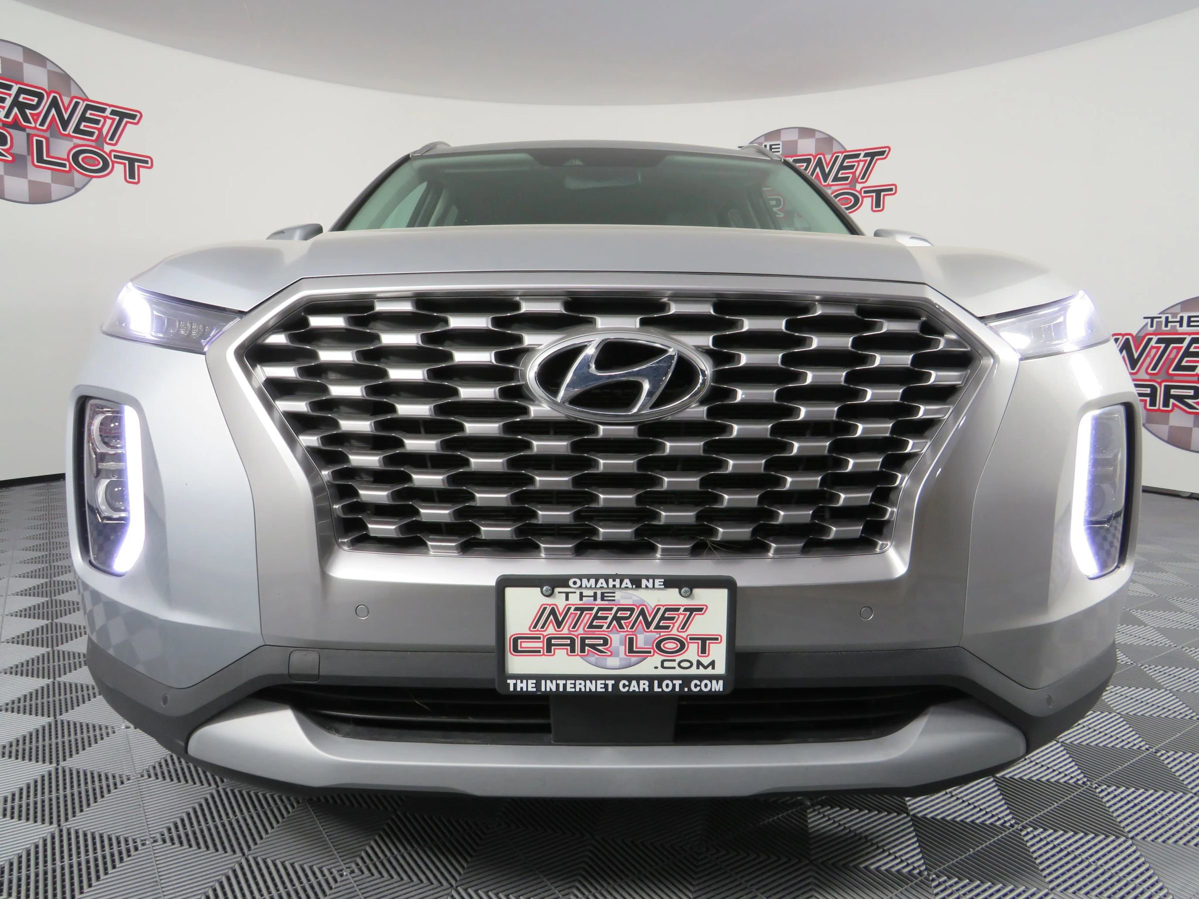 Used 2022 Hyundai Palisade SEL w/ Convenience Package image 2