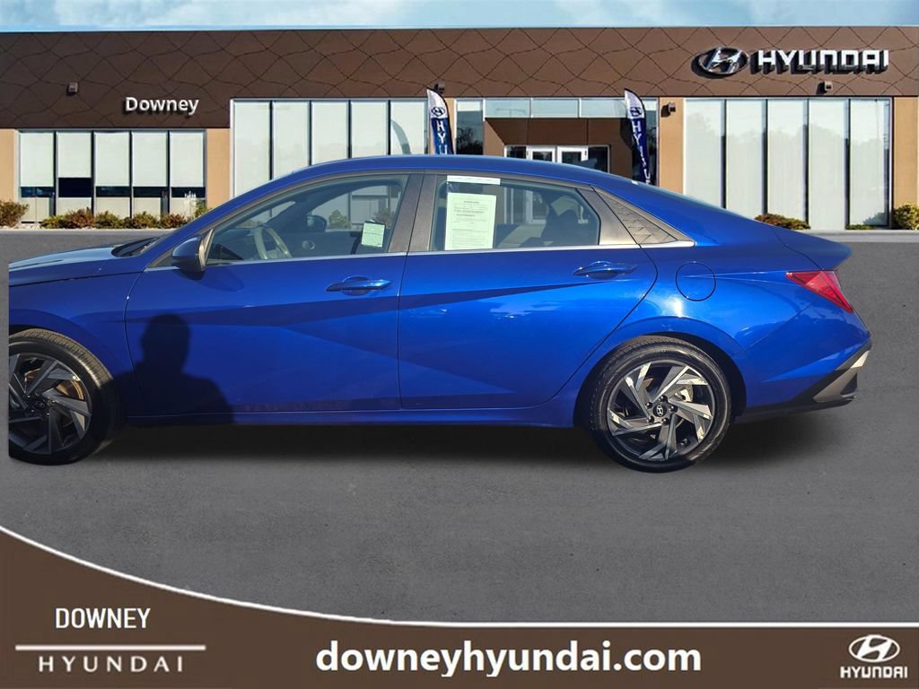 Used 2025 Hyundai Elantra SEL FWD video 2
