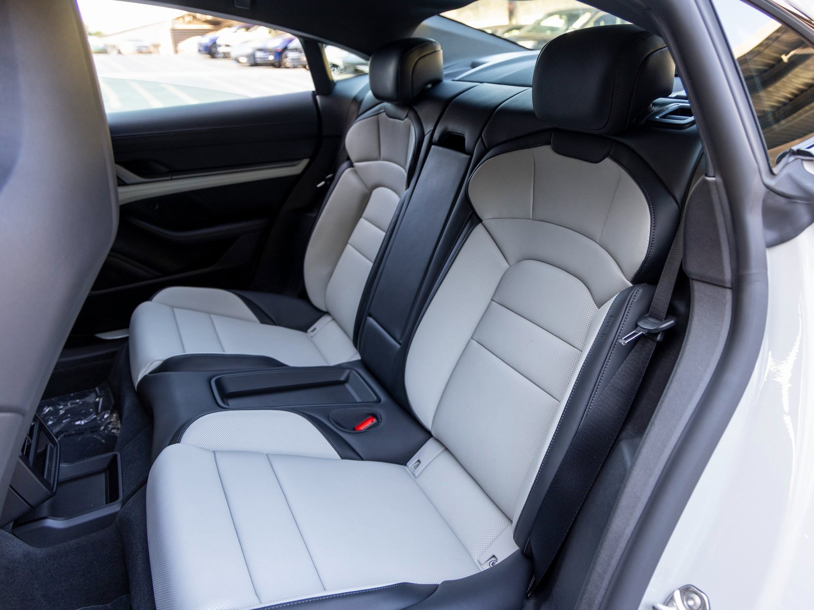 New 2025 Porsche Taycan image 42