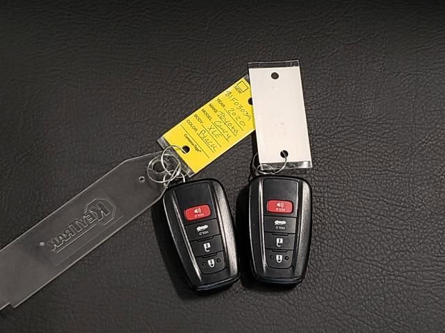 Used 2020 Toyota Camry XLE w/ Driver Assist Package image 26