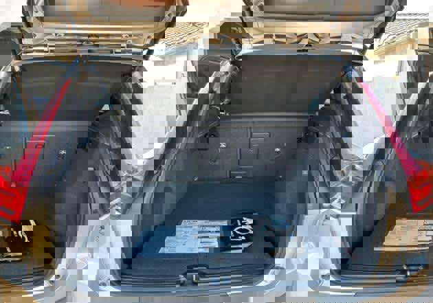 Used 2023 Volvo XC40 Recharge Ultimate image 7