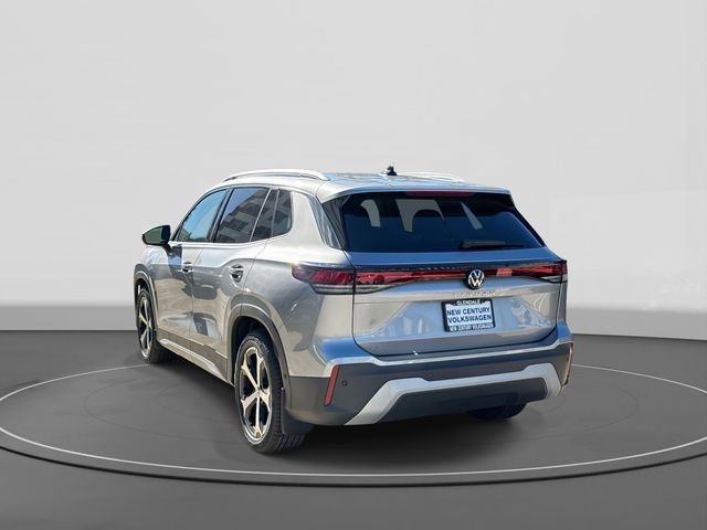 New 2026 Volkswagen Tiguan SE FWD image 3