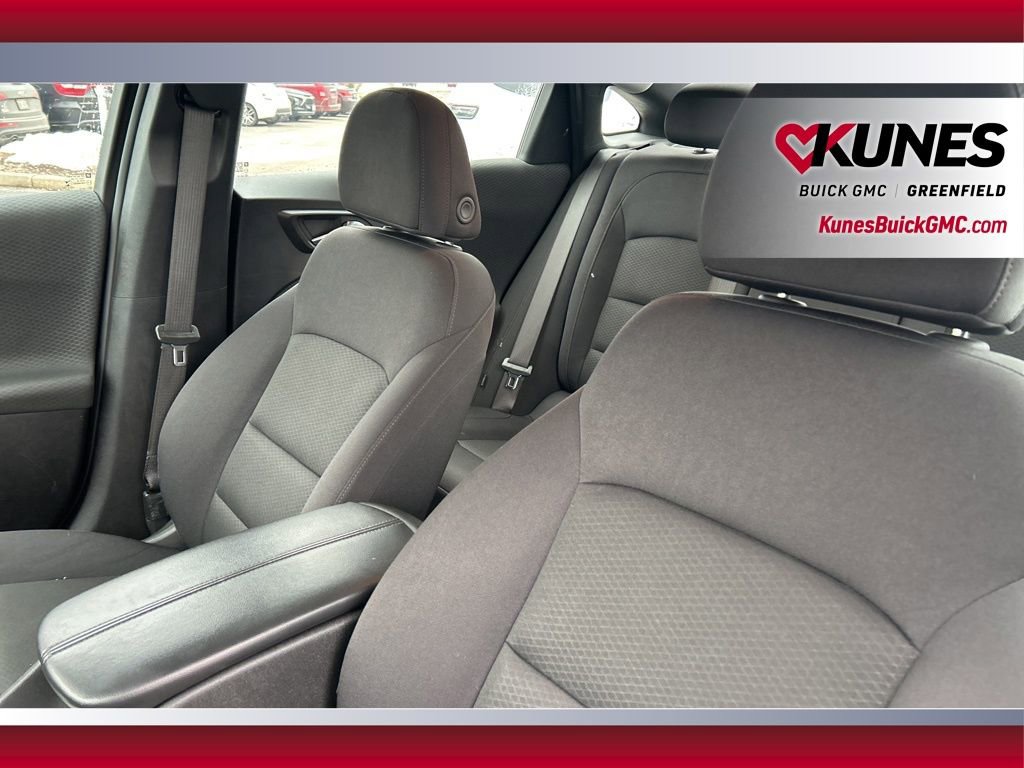 Used 2024 Chevrolet Malibu LT image 17