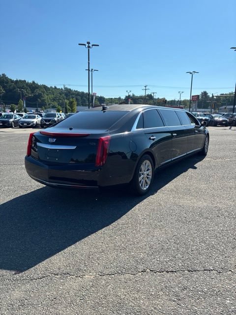 Used 2017 Cadillac XTS FWD image 4