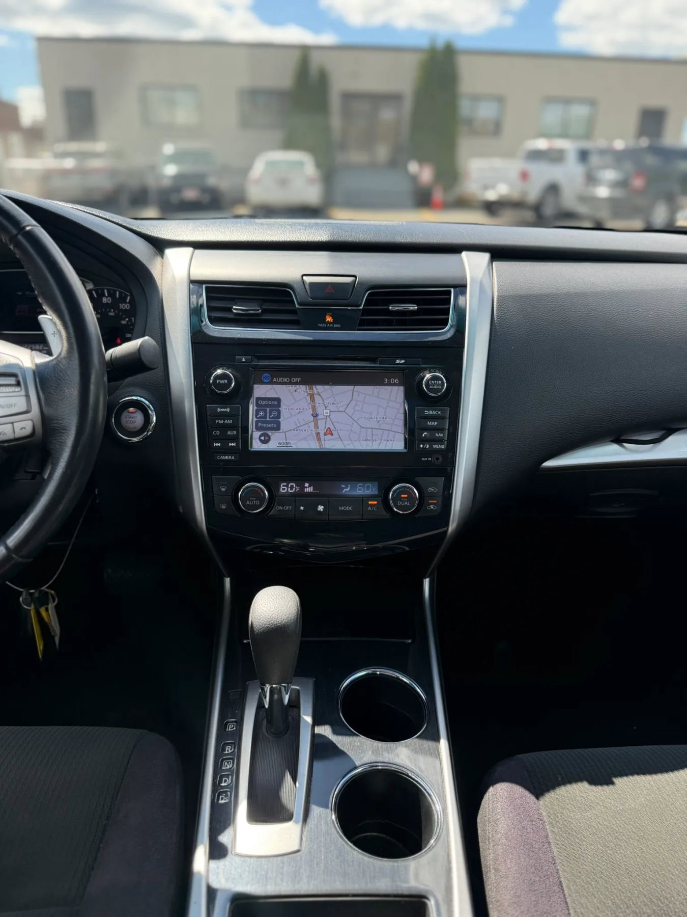 Used 2013 Nissan Altima 3.5 SV w/ Navigation Pkg FWD image 18