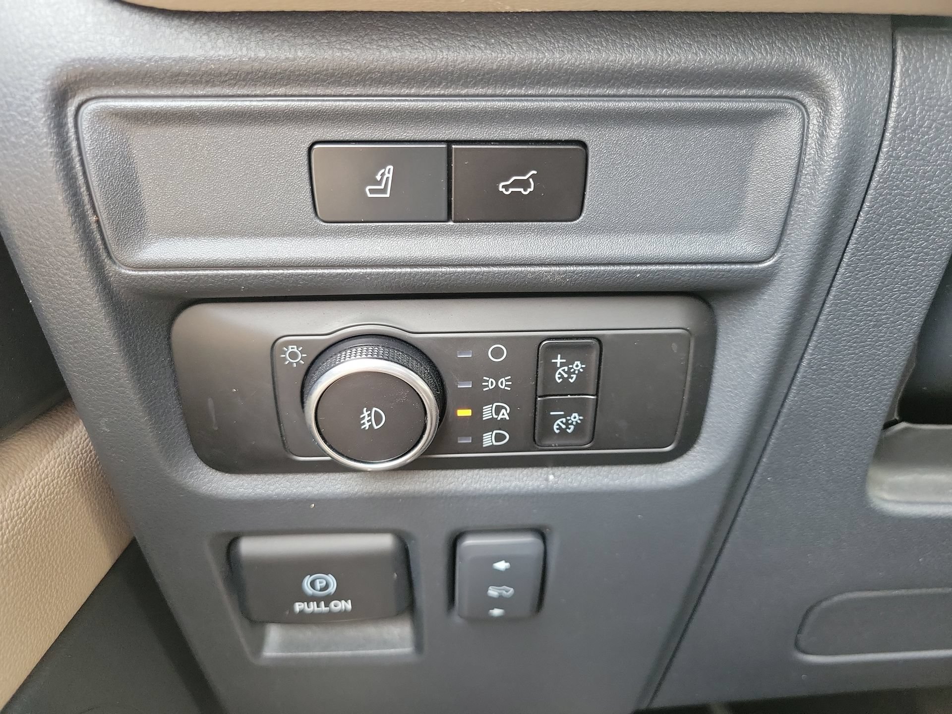Used 2023 Ford Expedition Limited RWD image 30