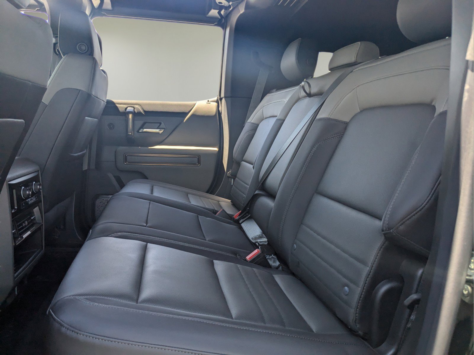 New 2025 GMC Hummer EV 3X w/ Extreme Off-Road Package image 13