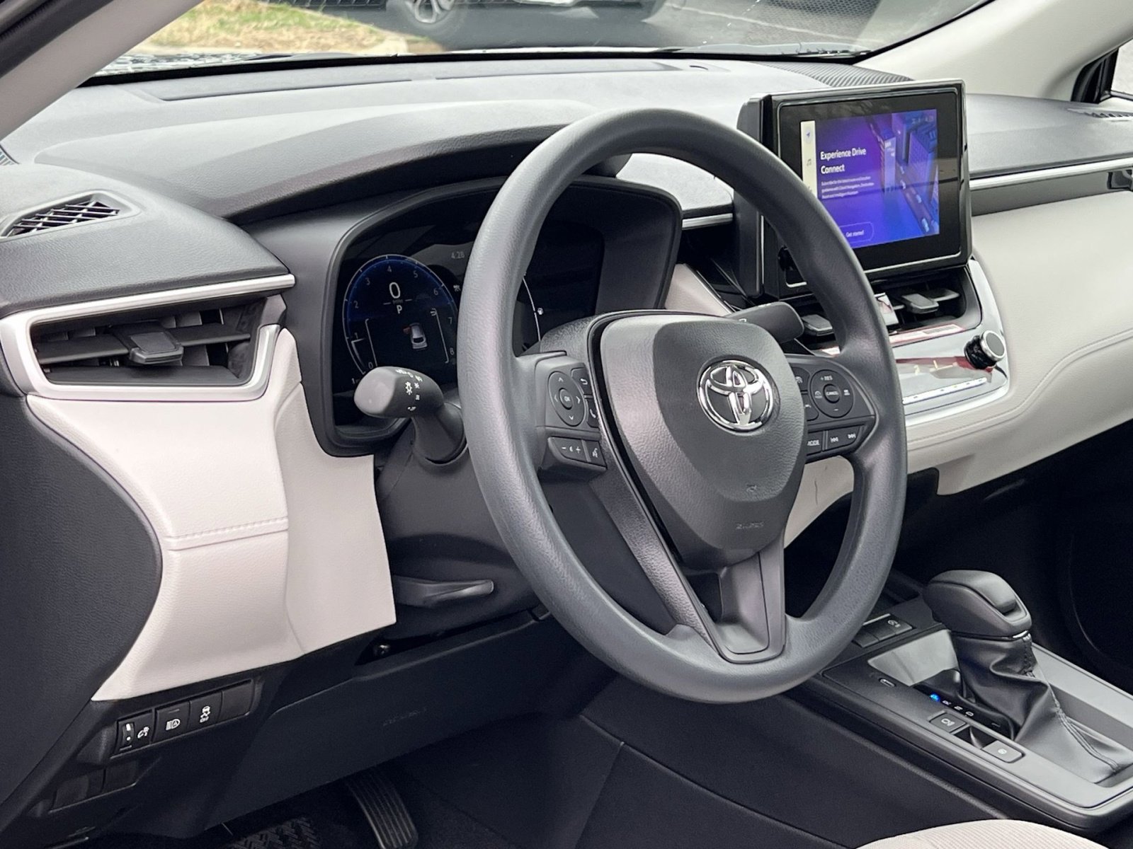 New 2026 Toyota Corolla Cross L image 11