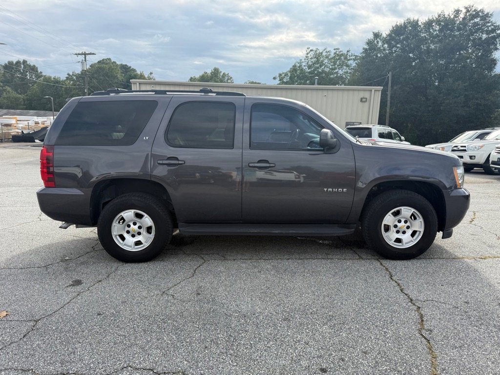 Used 2011 Chevrolet Tahoe LT w/ Luxury Package image 8