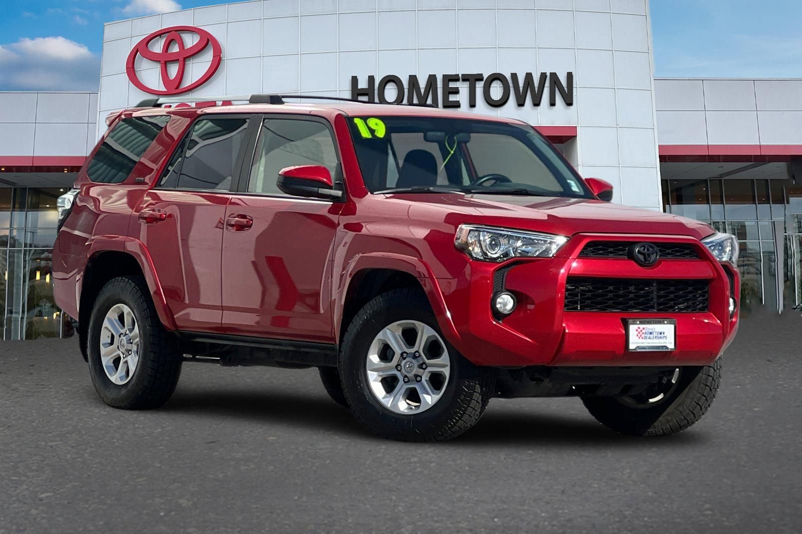 Certified 2019 Toyota 4Runner SR5 image 2