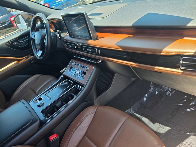 Used 2023 Lincoln Aviator Reserve RWD image 17