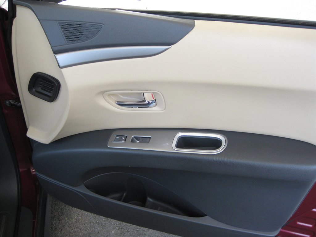 Used 2009 Subaru Tribeca Limited AWD/4WD image 33