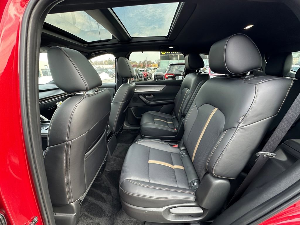 Certified 2025 MAZDA CX-90 3.3 Turbo S w/ Premium Package image 22