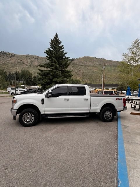 Used 2021 Ford F350 XLT w/ XLT Premium Package AWD/4WD image 4