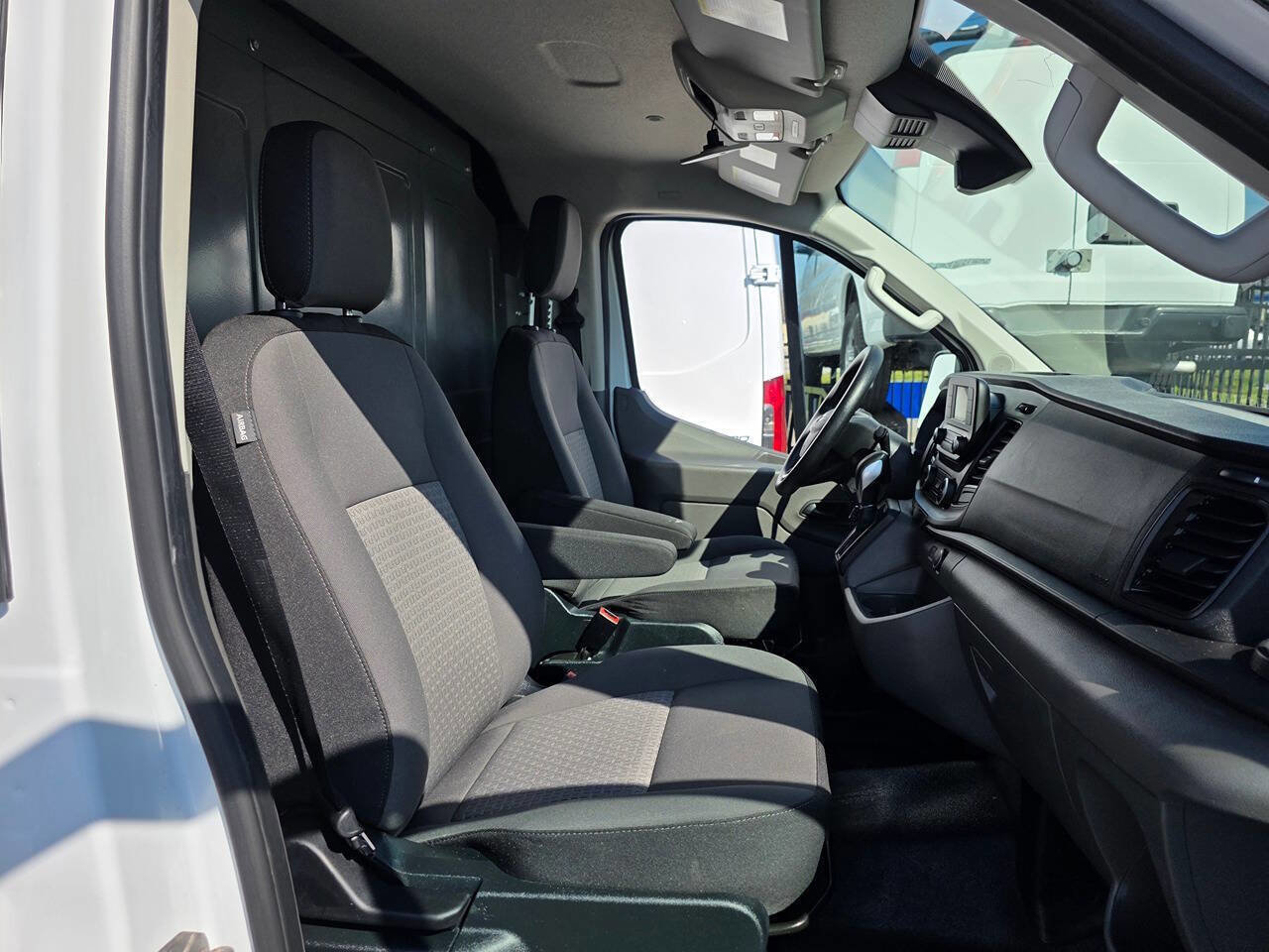 Used 2023 Ford Transit 250 Low Roof image 9