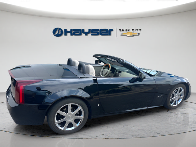 Used 2006 Cadillac XLR RWD image 2