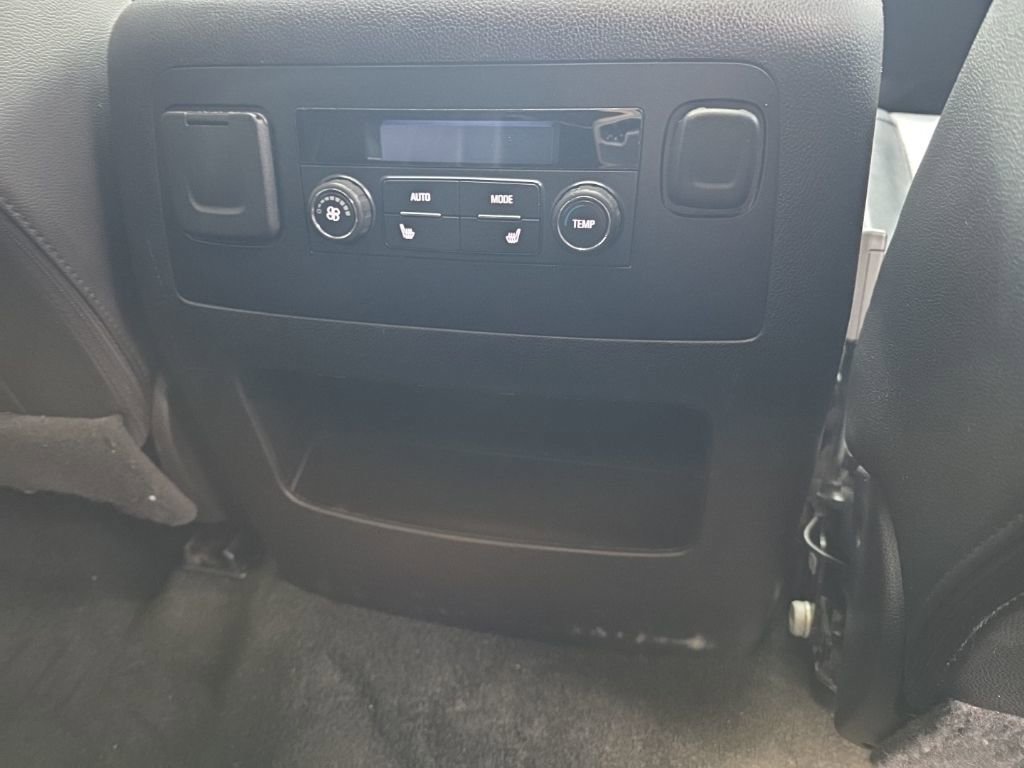 Used 2017 Chevrolet Suburban Premier image 44