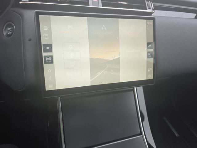 Certified 2025 Land Rover Range Rover Velar Dynamic SE AWD/4WD image 23