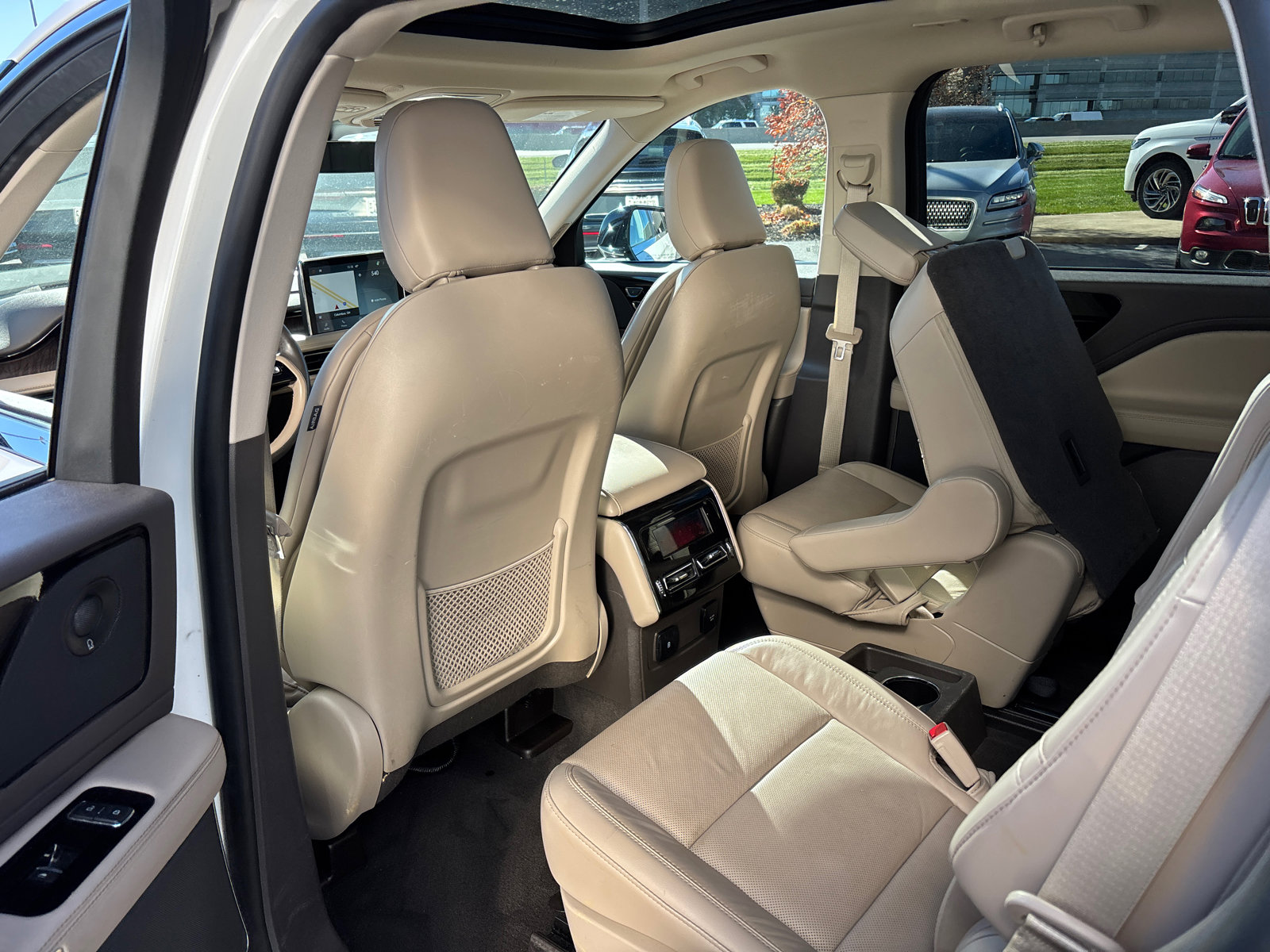 Certified 2022 Lincoln Aviator Reserve w/ Equipment Group 201A image 29