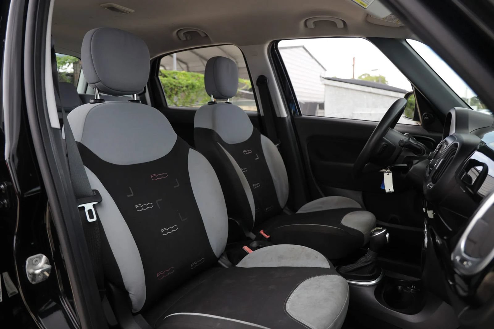 Used 2016 FIAT 500L Pop FWD image 24