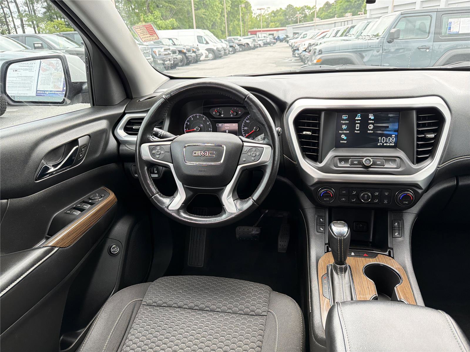 Used 2018 GMC Acadia SLE w/ Driver Alert Package I FWD image 24