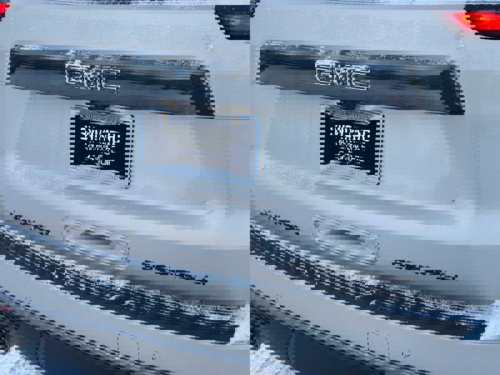 Used 2024 GMC Yukon XL Denali Ultimate image 13