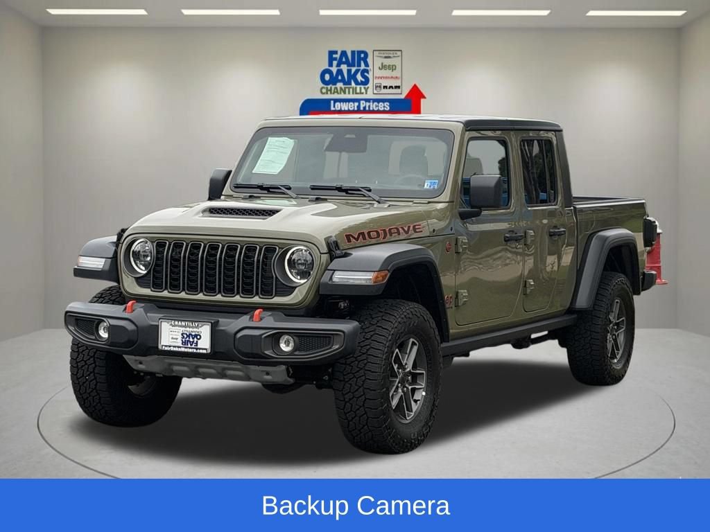Used 2026 Jeep Gladiator Mojave AWD/4WD image 3