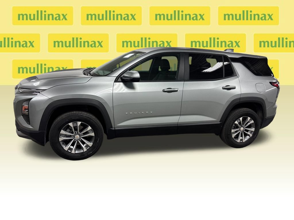 Used 2026 Chevrolet Equinox LT FWD image 9