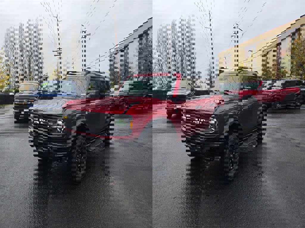 New 2025 Ford Bronco Big Bend w/ Black Diamond Package image 1