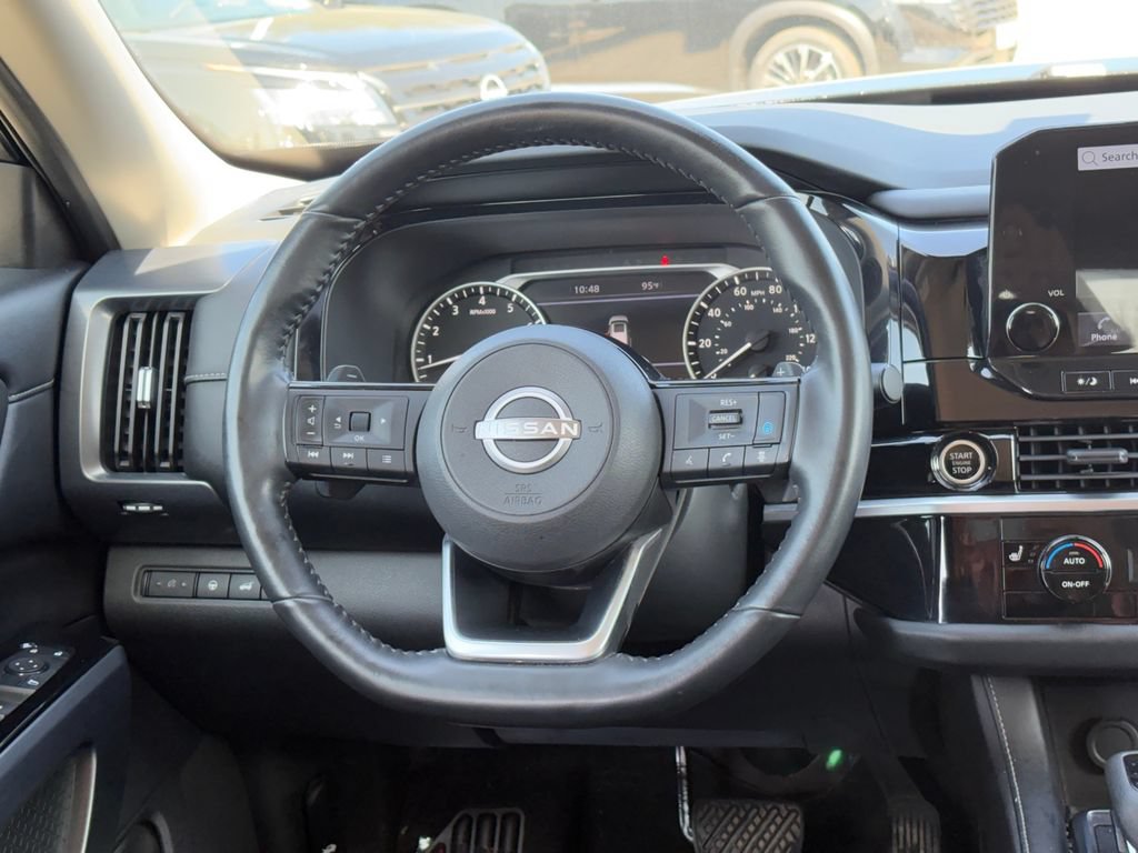 Certified 2022 Nissan Pathfinder SL FWD image 22