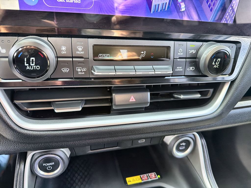 Used 2024 Toyota Grand Highlander XLE image 16