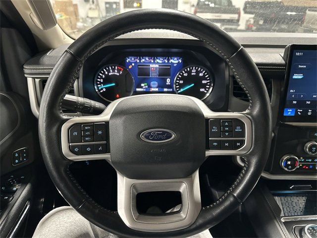 Used 2024 Ford Expedition XLT image 15