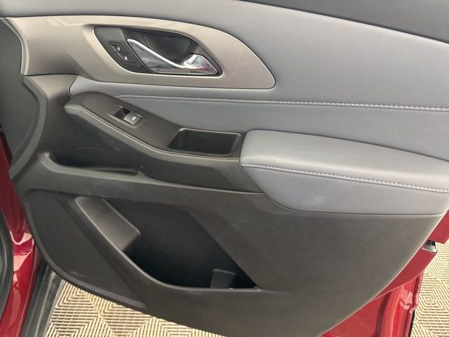 Used 2020 Chevrolet Traverse LT w/ LPO, Floor Liner Package image 28
