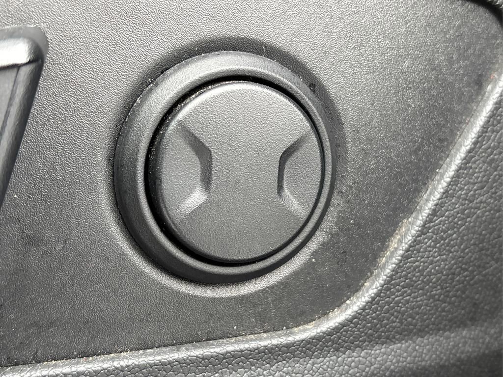 Certified 2022 Kia Sorento S w/ Panoramic Sunroof Package image 23