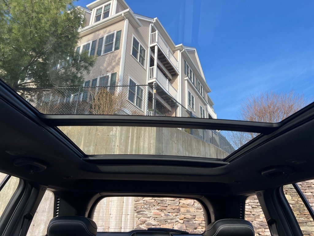 Used 2023 Jeep Grand Cherokee Overland image 22