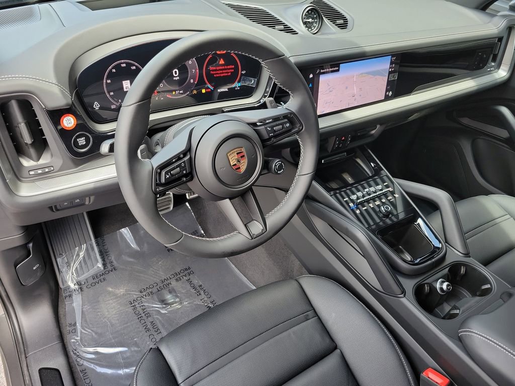 New 2025 Porsche Cayenne S image 4