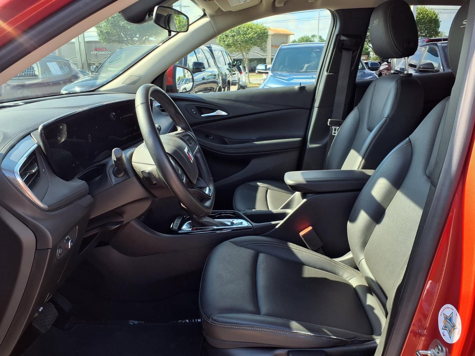 Used 2024 Buick Encore GX Sport Touring FWD image 19