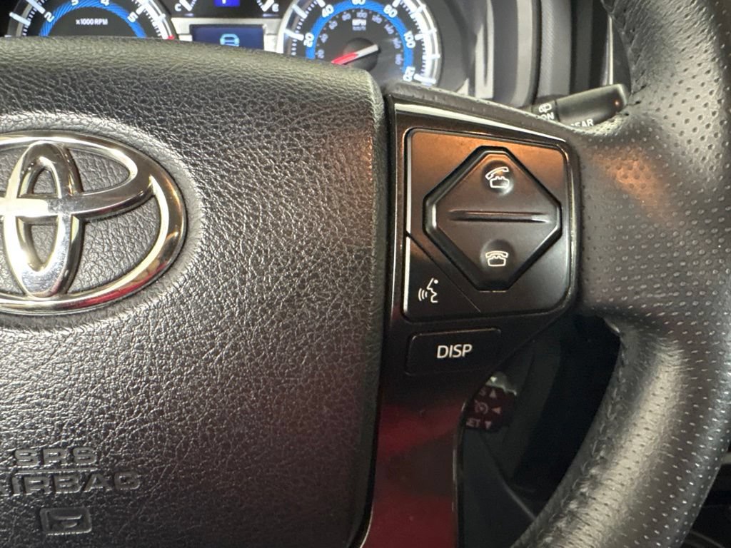Used 2019 Toyota 4Runner TRD Off-Road Premium AWD/4WD image 16