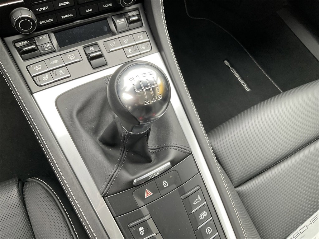 Used 2024 Porsche 718 Cayman Style Edition image 14