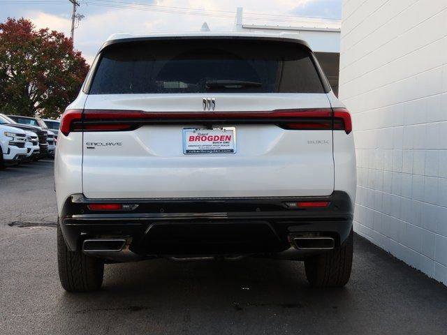 New 2025 Buick Enclave Sport Touring w/ Super Cruise Package image 3