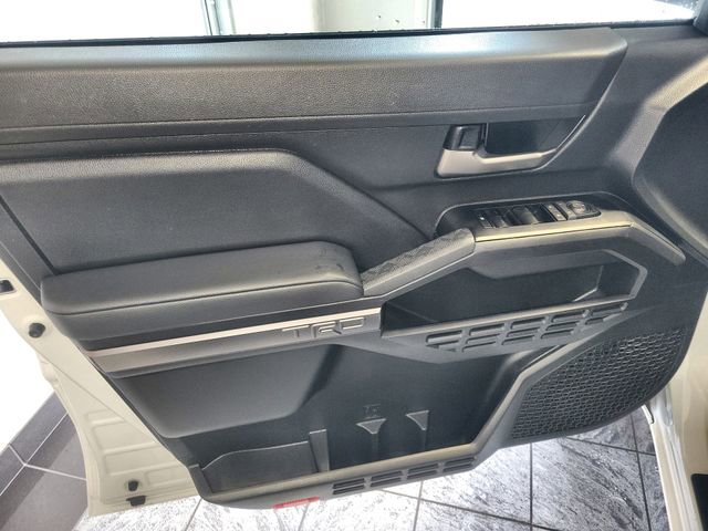 Certified 2025 Toyota Tacoma TRD Off-Road image 13